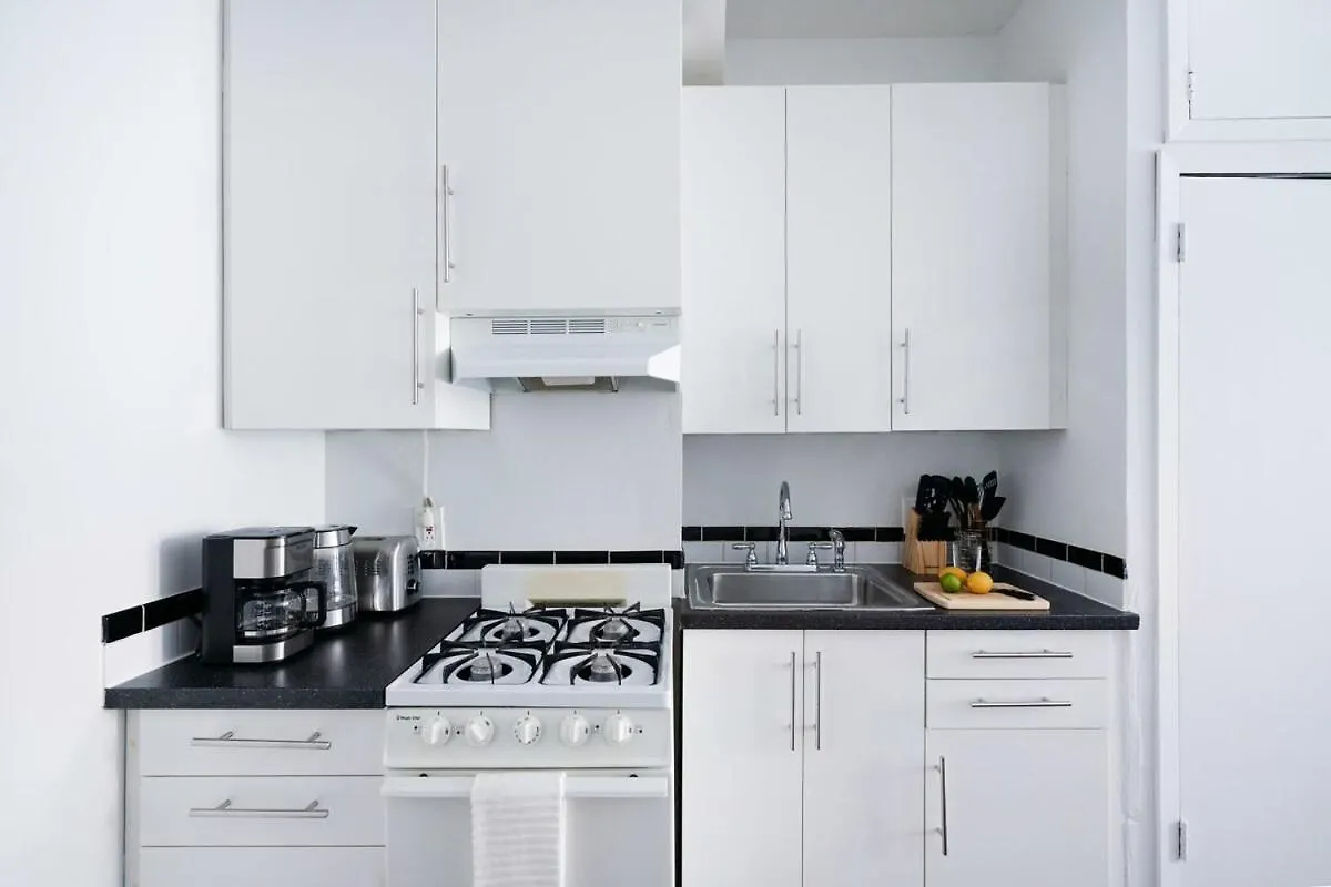 شقة 83-2Fe Ues Central Park Newly Furnished Studio نيو يورك