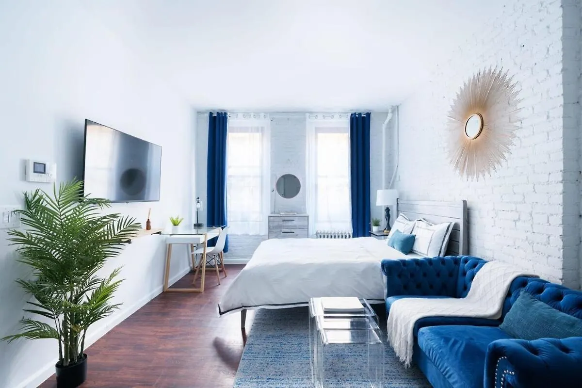 83-2Fe Ues Central Park Newly Furnished Studio نيو يورك