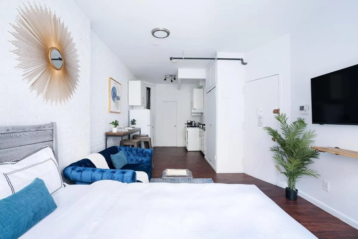 Apartmán 83-2Fe Ues Central Park Newly Furnished Studio New York